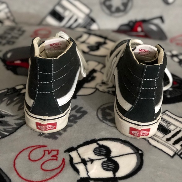 Vans - Picture 3 of 4